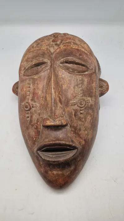 Afrikansk stammemaske
