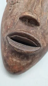 Afrikansk stammemaske