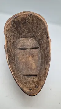 Afrikansk stammemaske