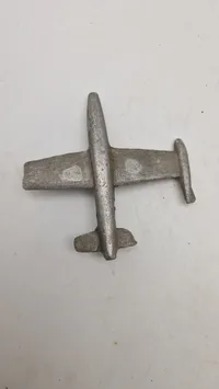 Flyvemaskine og AH oplukker fra maj dagene 1945. Original