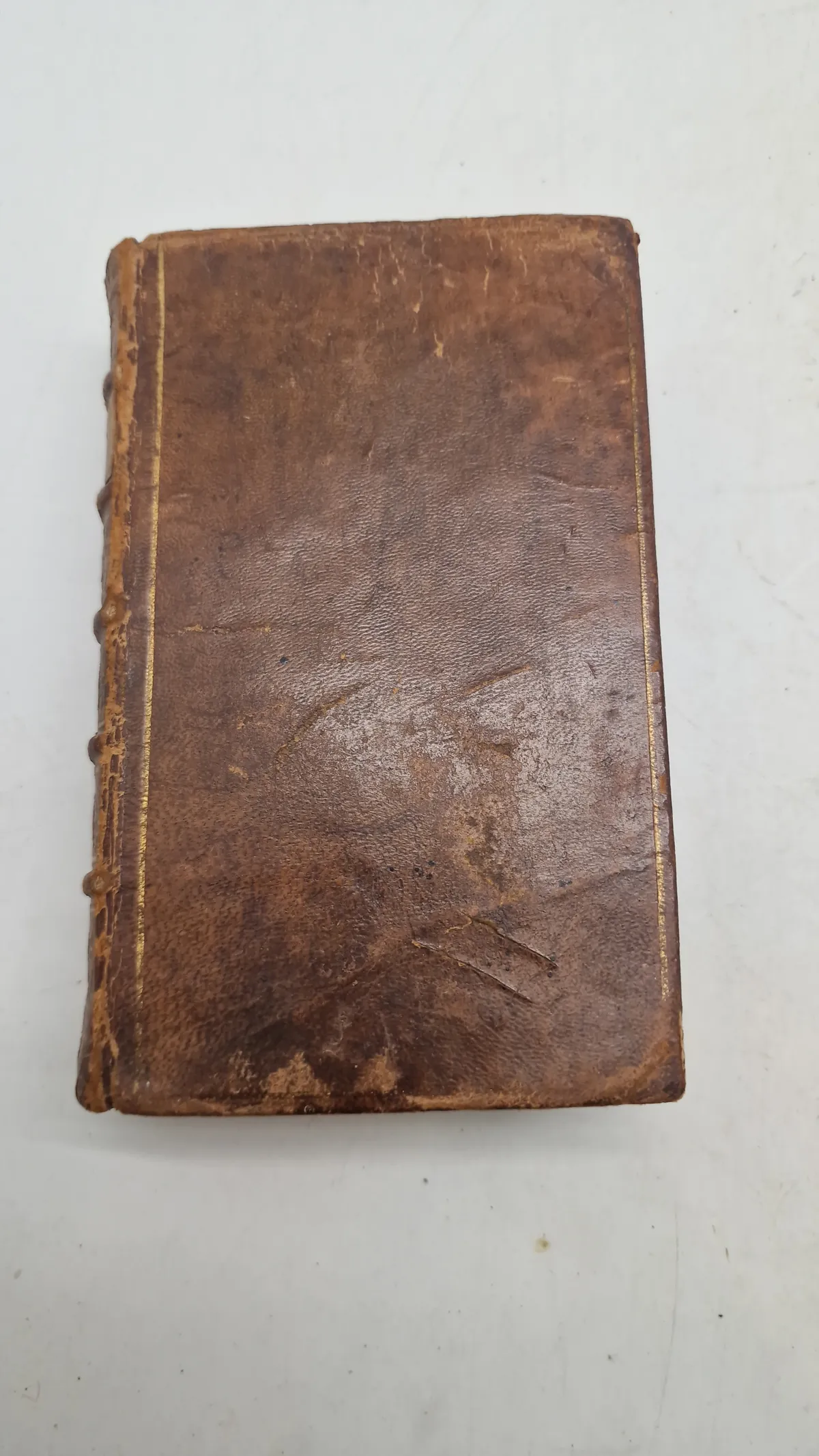 Bog fra 1782 som har tilhørt Frits Helmuth