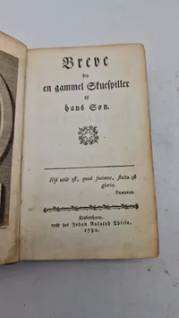 Bog fra 1782 som har tilhørt Frits Helmuth