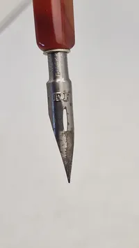 Pennesæt med signet mm.