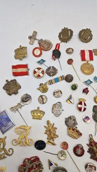 Stor samling pins