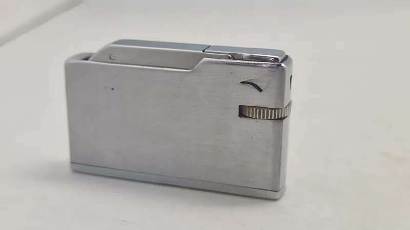 Sam 27 lighter