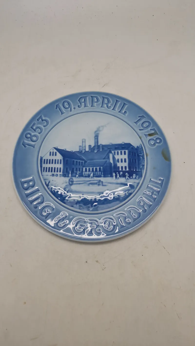 Bing & Grøndahl jubilæumsplatte, der markerer fabrikkens 125-års jubilæum i 1978