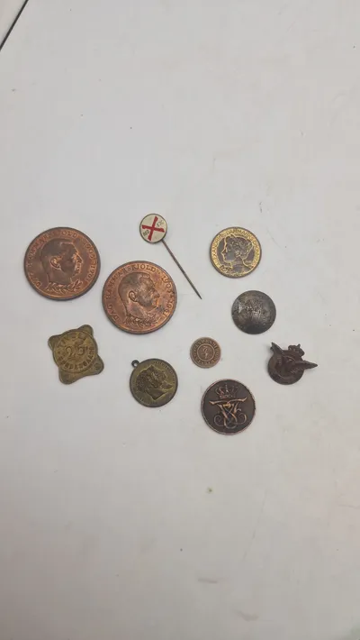 Samling pins og nåle