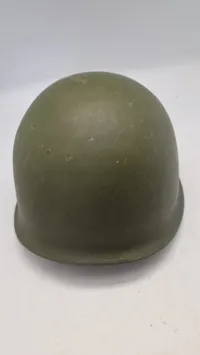 Stålhjelm anvendt i det danske forsvar med ww2 inderhjelm