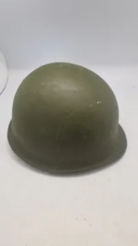 Stålhjelm anvendt i det danske forsvar med ww2 inderhjelm