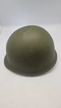 Stålhjelm anvendt i det danske forsvar med ww2 inderhjelm