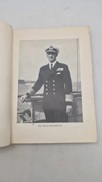 Samling lære bøger fra forsvaret