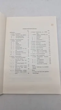 Samling lære bøger fra forsvaret