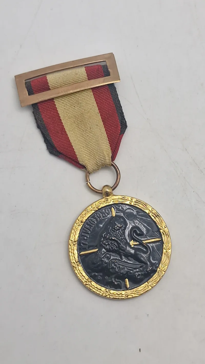 Spansk kampagne-medalje (Medalla de la Campaña), en militær dekoration fra den spanske borgerkrig mellem 1936 og 1939. Original