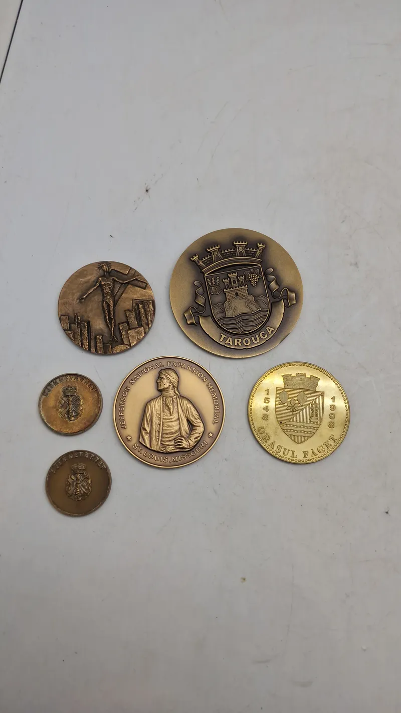 Samling mønter og tokens