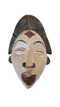 afrikansk maske fra Gabon, sandsynligvis af typen Punu-Lumbo eller "Mukuyi"