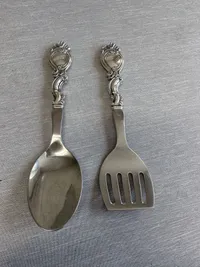 Originalt salatbestik med sølv greb