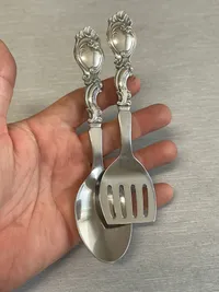 Originalt salatbestik med sølv greb