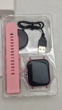 Smartwatch med æske mm.