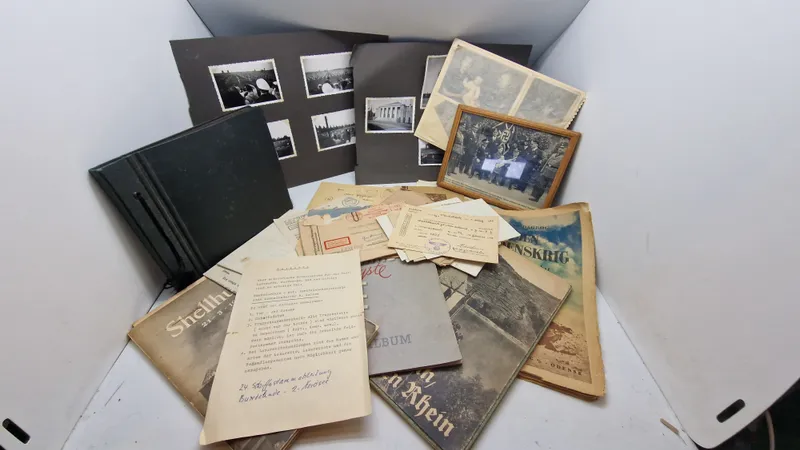Lot ww1/ww2. Originalt