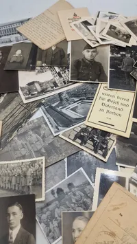 Lot fra samme familie med bla soldat faldet på østfronten. Orignalt