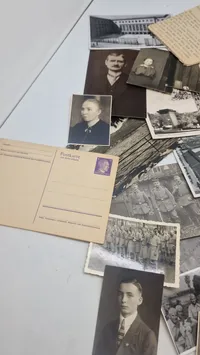 Lot fra samme familie med bla soldat faldet på østfronten. Orignalt