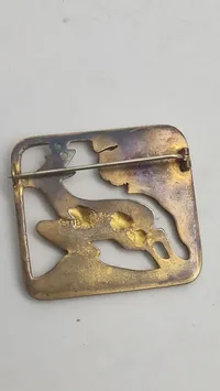 Art Deco brocher. Forgyldt sterlingsølv