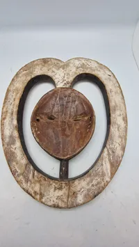 Kwele-maske fra Gabon i Centralafrika