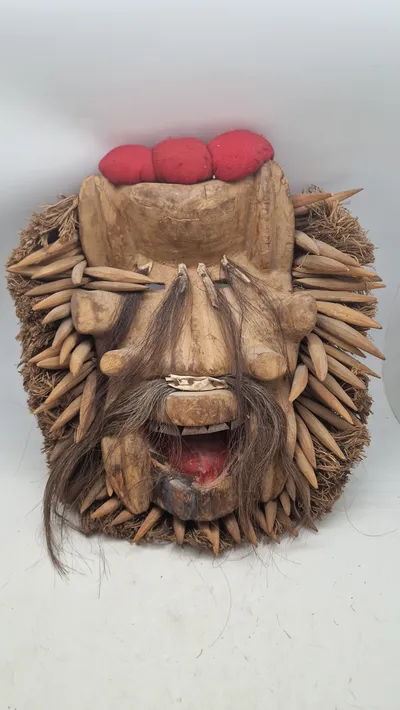 Afrikansk stamme maske