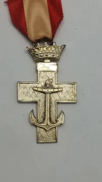 Spansk Croce al Merito Navale (Søfortjenstkors), specifikt en udgave med hvidt bånd, ww2. Original