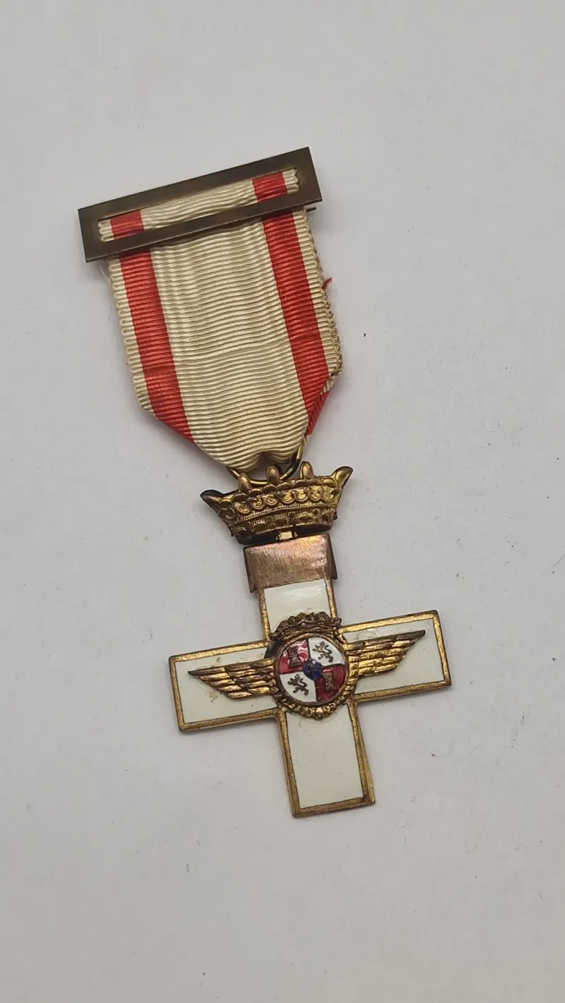 Spansk Cruces del Mérito Aeronáutico, ww2. Original