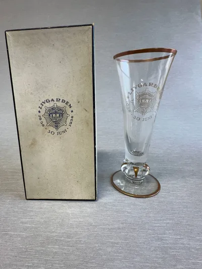 Originalt Livgarde jubilæumsglas, Design Jacob E. Bang Holmegaard