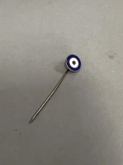 Original Dansk illegal RAF pin WW2