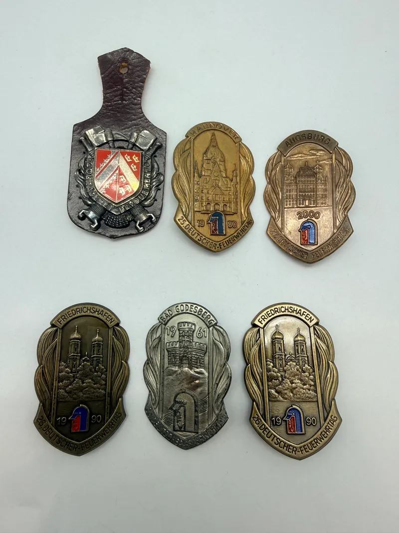 Samling lommeskjold (brandvæsen). Originale
