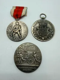 Samling franske brandmandsmedaljer. Originale