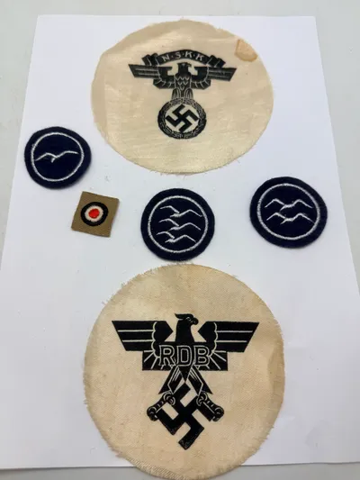Samling tyske ww2 stofmærker. Efterkrigs