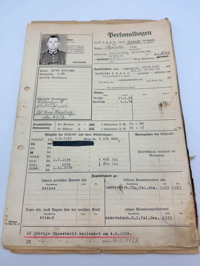 Kæmpe personale mappe fra Tysk betjent WW2 og efter