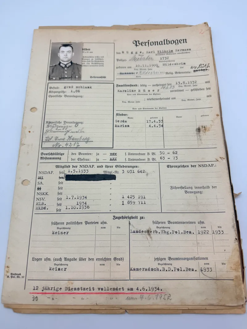 Kæmpe personale mappe fra Tysk betjent WW2 og efter
