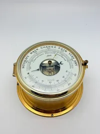 Marine barometer