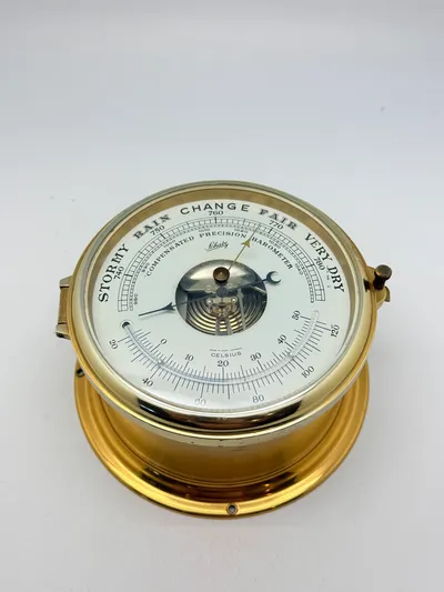 Marine barometer