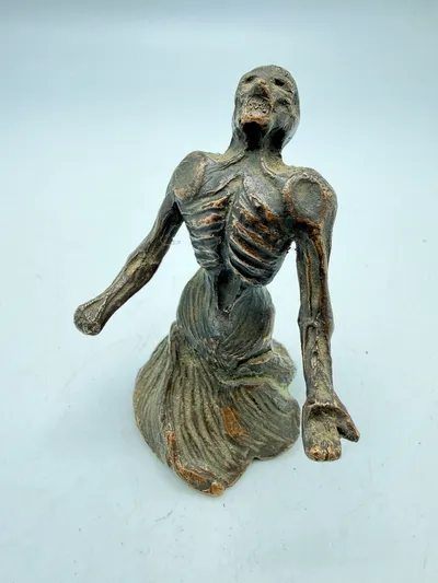 Unika Bronce figur