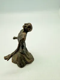 Unika Bronce figur