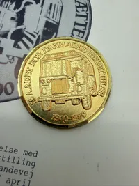 Hæfte og en medalje fra "Danmark under besættelsen 1940-1945", udgivet i anledning af 50-året for besættelsen (1940-1990)