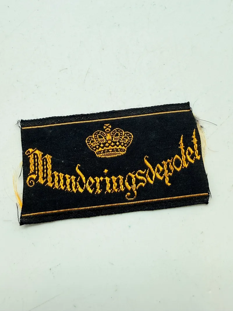 Uniformsmærke munderings depotet