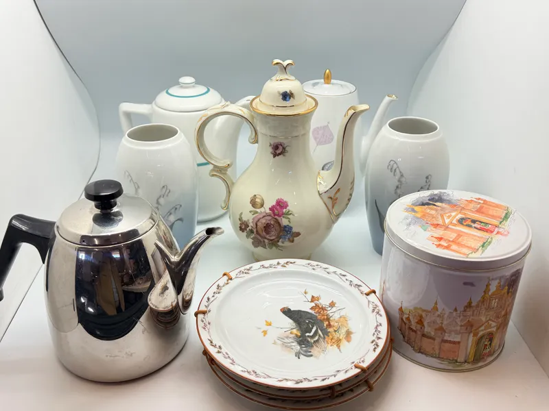 Samling porcelæn   SKAL HENTES I VORDINGBORG