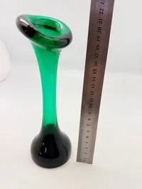 "knoglevase" (bone vase) produceret af det svenske glasværk Åseda Glasbruk i 1960'erne