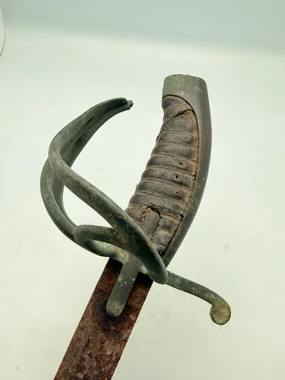 Dansk Dragon sabel model 1808, originalt loftfund