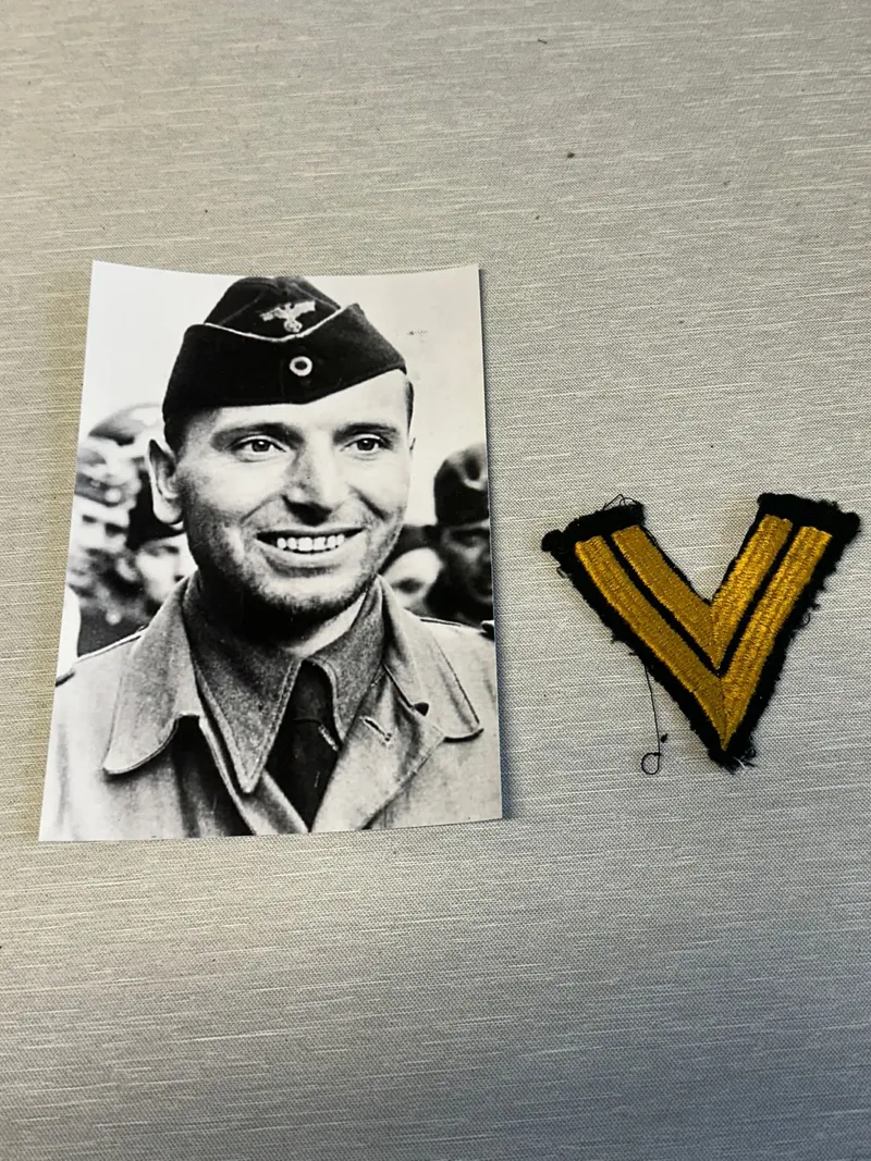 Original KM vinkel med nyere foto