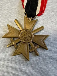 Originalt Tysk KVK med sværd WW2