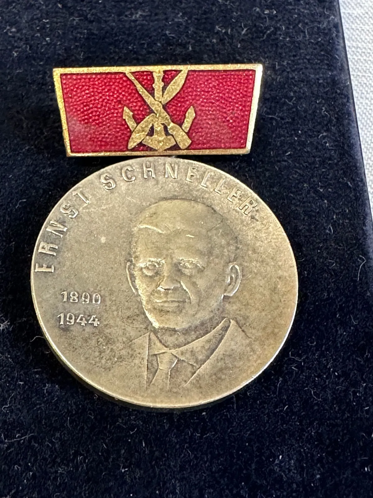 Original DDR Ernst Schneller 1890 - 1944 af sølv