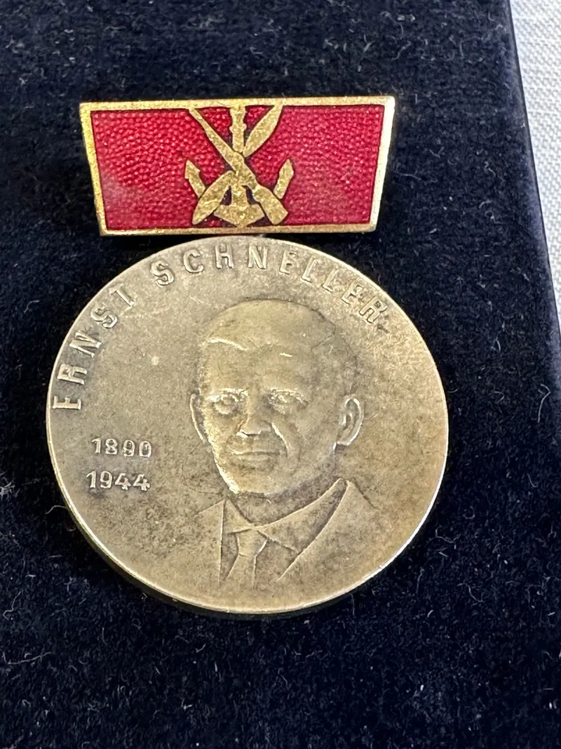 Original DDR Ernst Schneller 1890 - 1944 af sølv